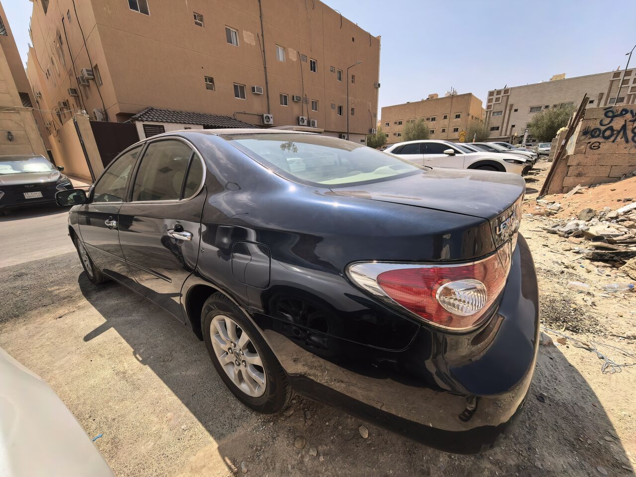 Riyadh, Vehicles, Cars & Trucks , SAR 20000,  Lexus ES 300h,  2004,  Automatic,  471404 KM,  SAR 20000, , , , , Lexus Es 300 Sale
