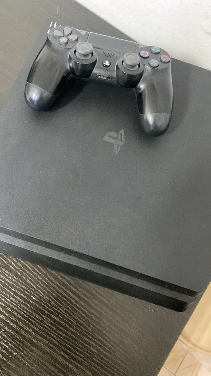Al Badiyah, Video Games, SAR 900,  PLAYSTATION 4 1 TB