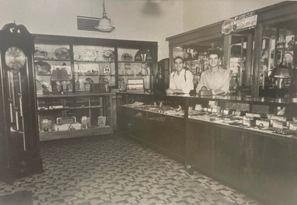 New York, Business, Family Owned Jewelry Store In Harwood Heights, IL