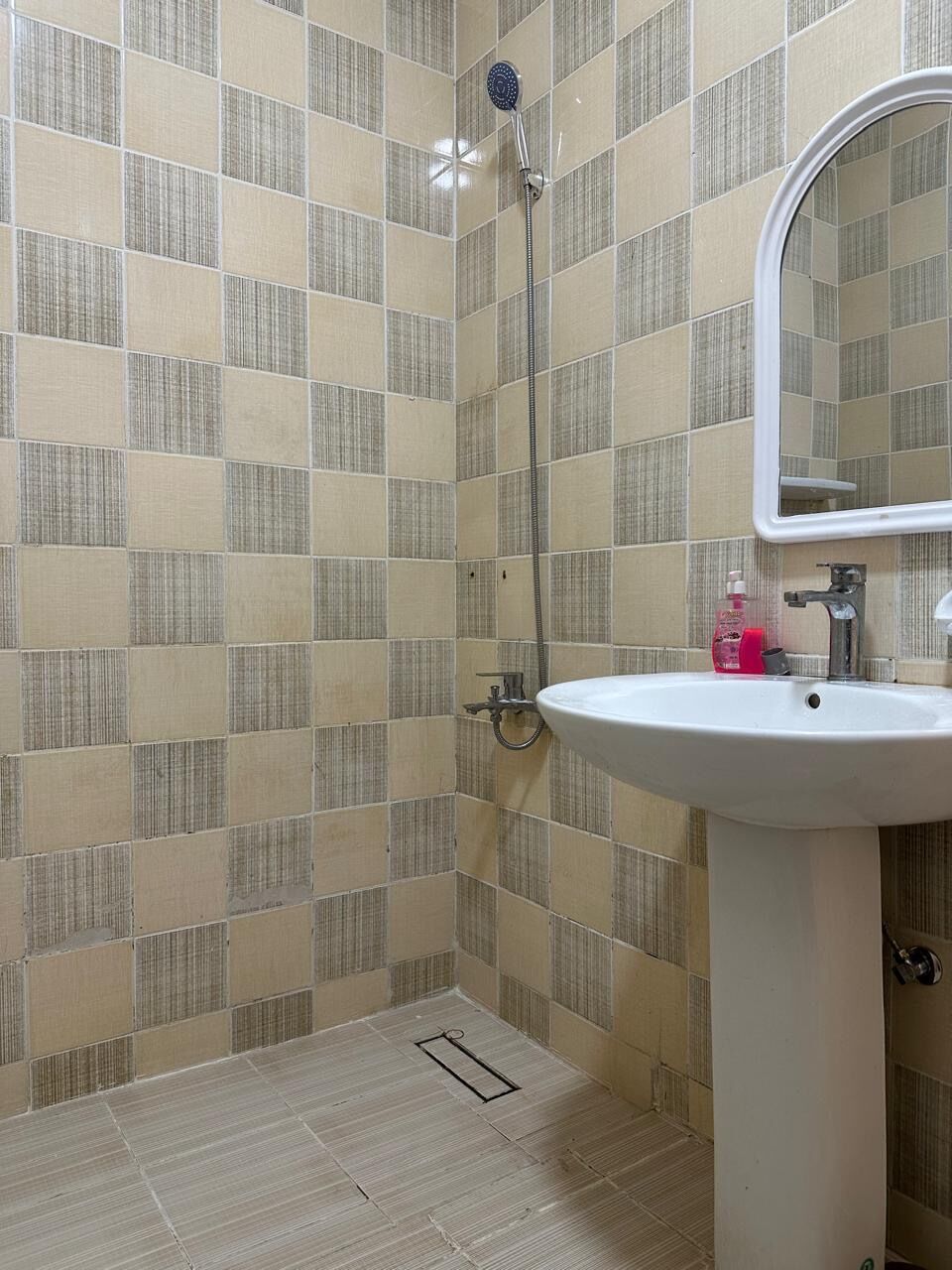 Al Bawadi, Apartments, Flats, Houses & Villas, SAR 1000/month,  1 BR,  Room On Rent