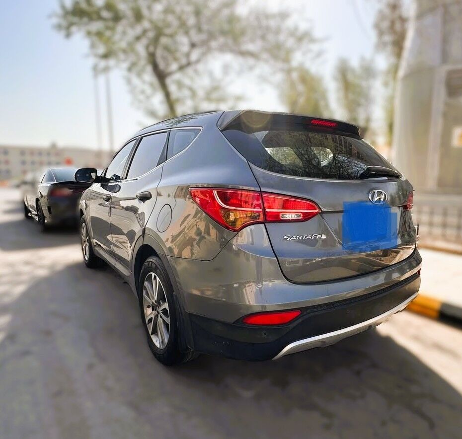 Riyadh, Vehicles, Cars & Trucks , SAR 40000,  Hyundai Santa Fe,  2015,  Automatic,  199500 KM,  SAR 40000, , , , , 2.4L 4 Cylinder 2WD