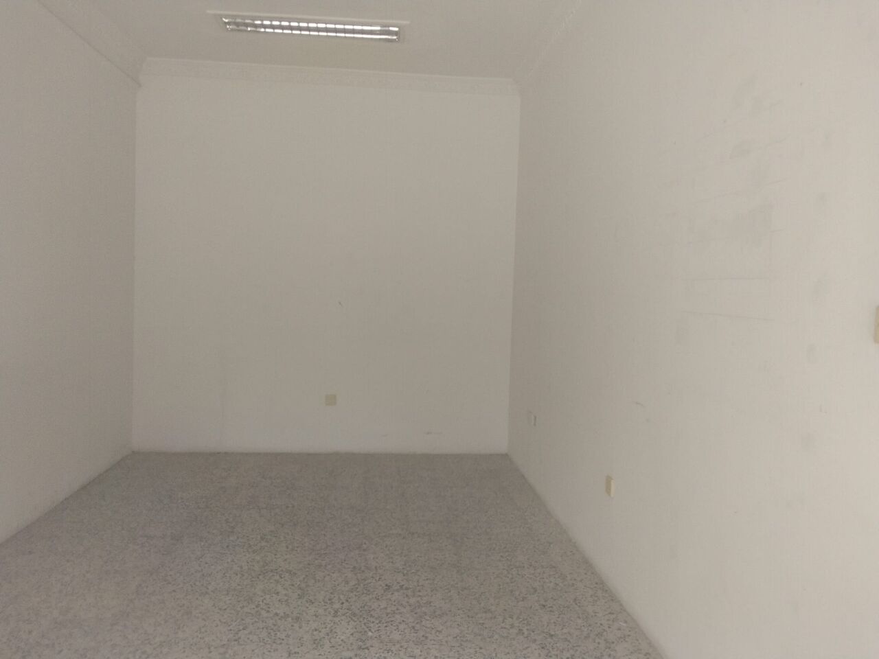 Manama, Shops, BHD 80,  Spacious Shop