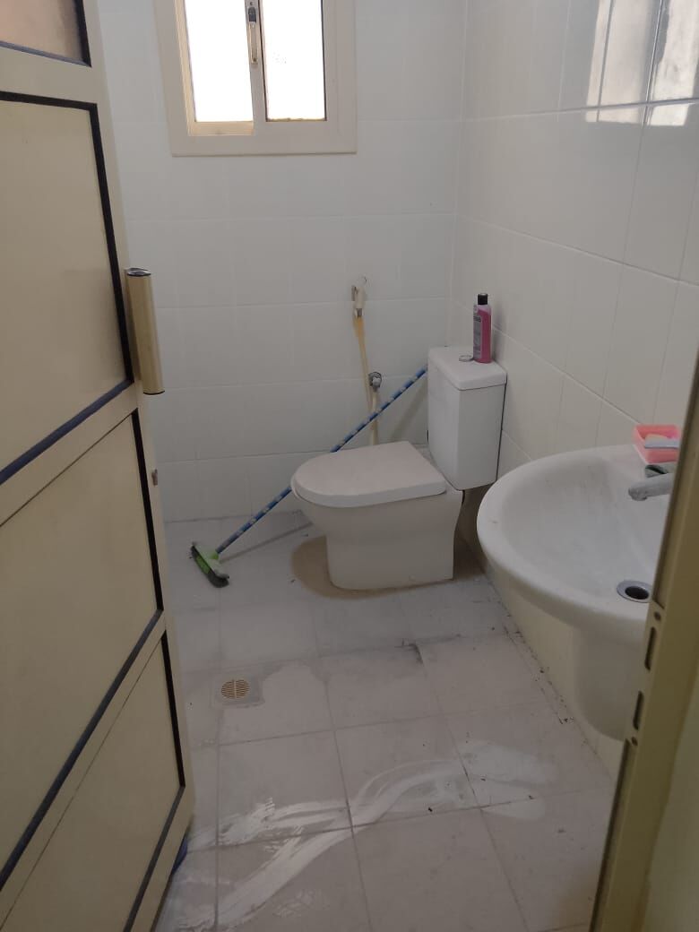 Manama, Offices, BHD 100,  2 Room Office With Parking
