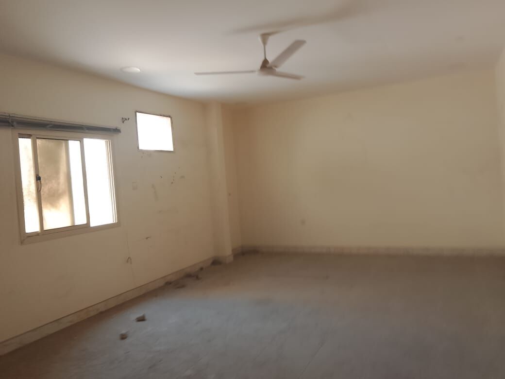 Manama, Offices, BHD 100,  2 Room Office With Parking