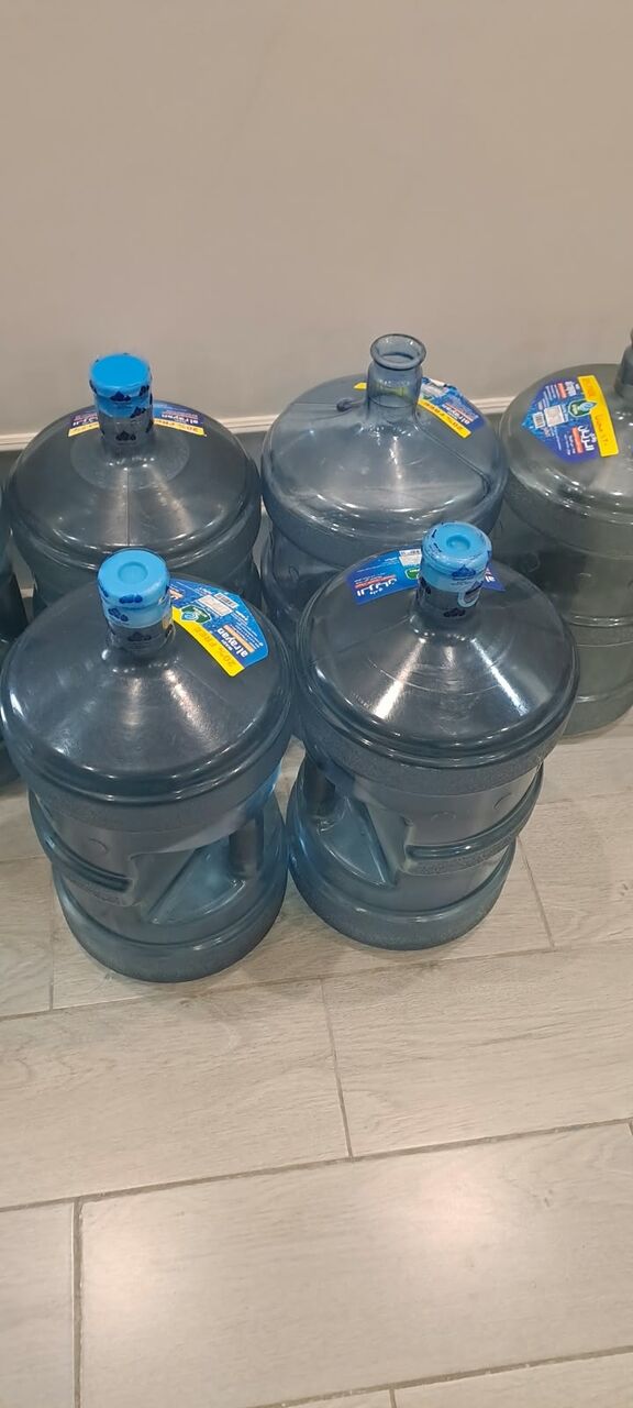 Jeddah, Household Items, SAR 35,  Water Bottles Available For Sale Very New In Rehab.