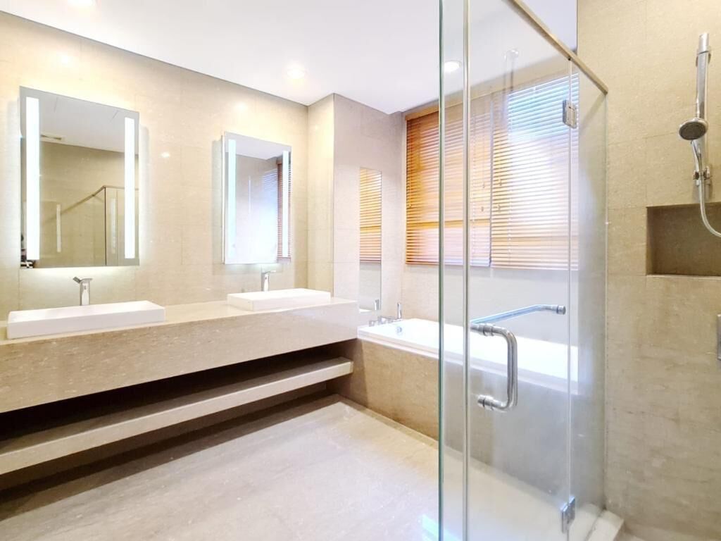 Jakarta, Apartments, Flats, Houses & Villas, IDR 15000000/month,  Furnished,  2 BR,  83 Sq. Meter,  1 Park Avenue Apartment Sewa Rent