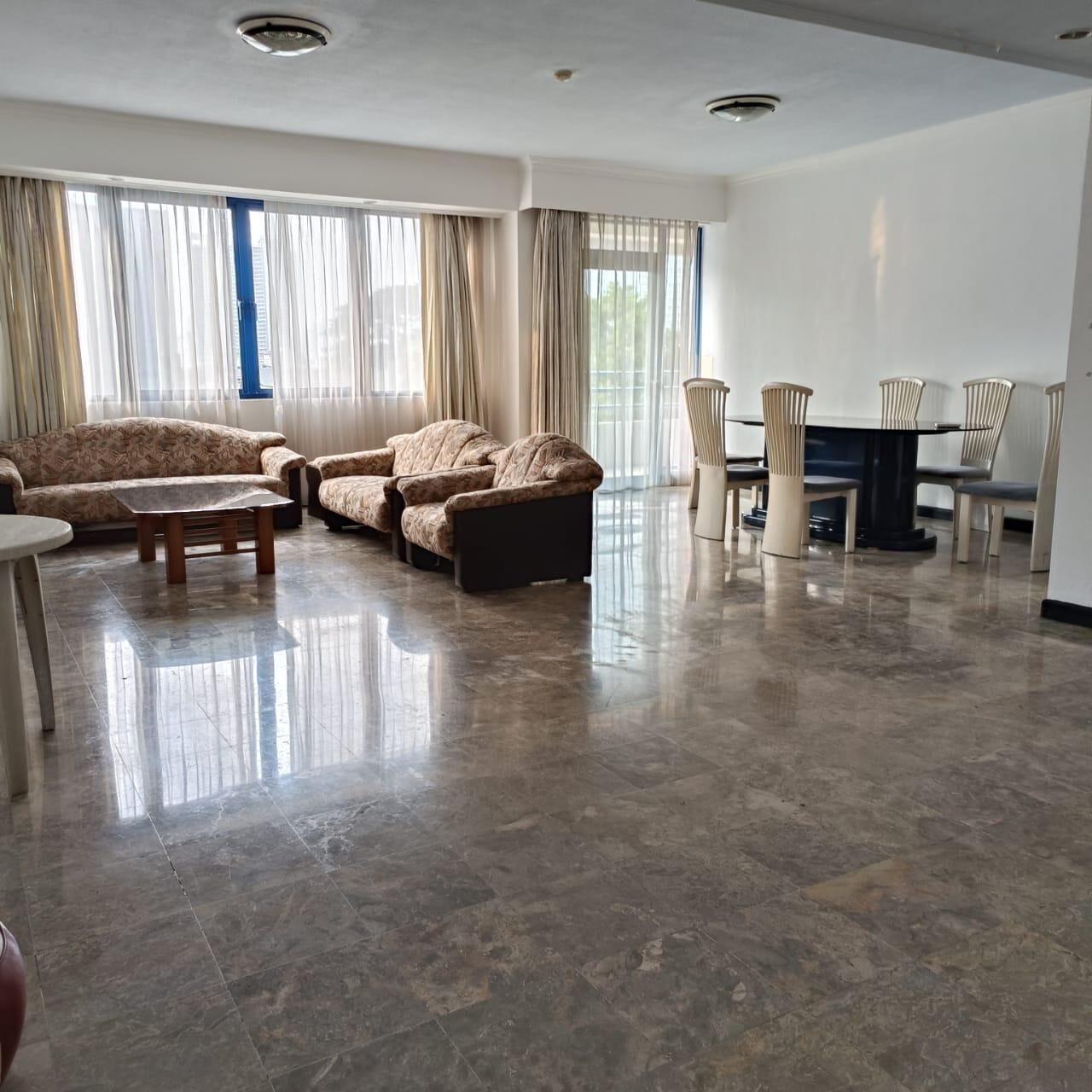 Jakarta, Apartments, Flats, Houses & Villas, Usd 900/month,  Furnished,  3 BR,  177 Sq. Meter,  Prapanca Apartment