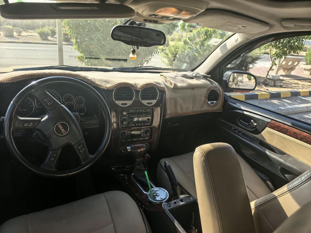 Jubail Industrial City, Vehicles, Cars & Trucks , SAR 11500,  Gmc Envoy,  2005,  Automatic,  385 KM,  Urgent