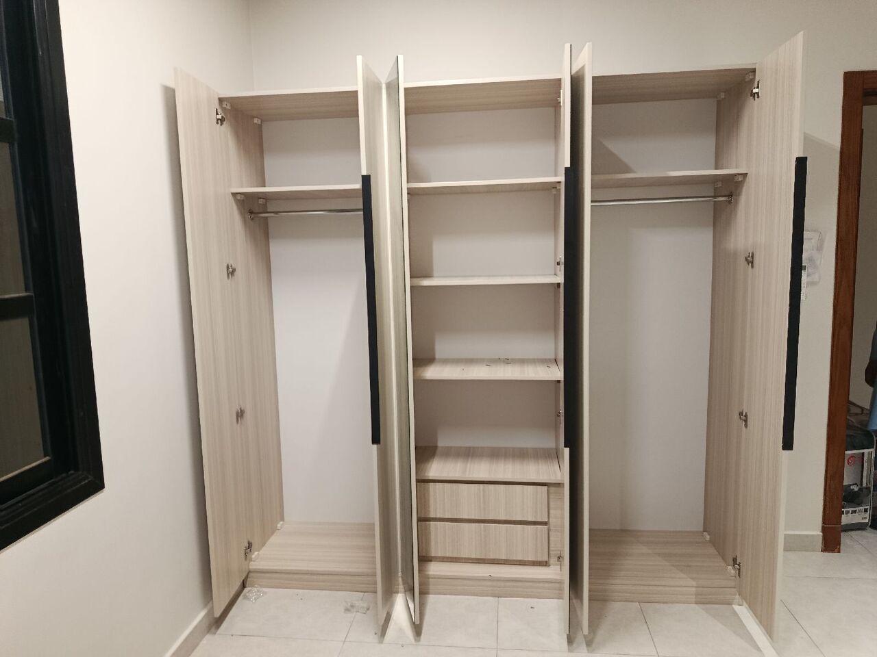 Jeddah, Furniture, SAR 1,  New Complete Bedroom Set For Sale
