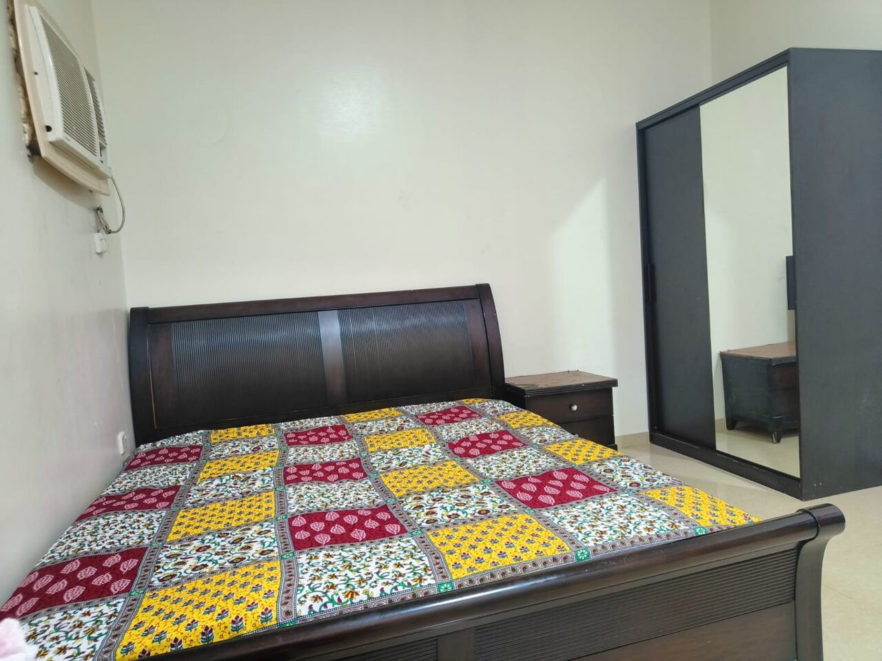 Al Aziziyah, Sublets, For Rent - Furnished Bedroom With Private Washroom And Shared Kitchen
