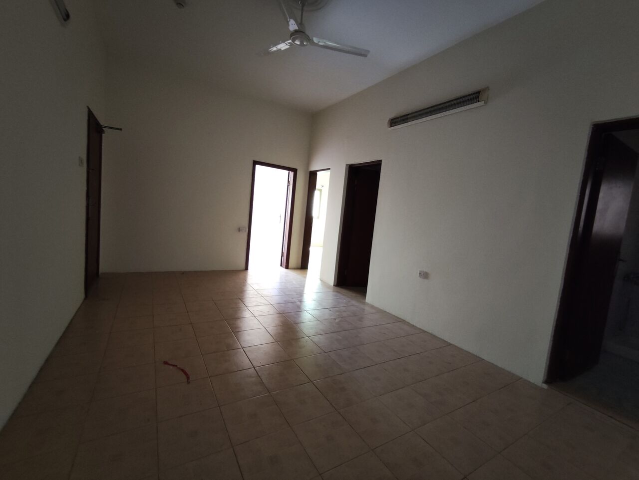 Bilad Al Qadeem, Apartments, Flats, Houses & Villas, BHD 150/year,  2 BR,  Bilad Al Qadeem:- 2Bhk Unfurnished Flat On Rent..