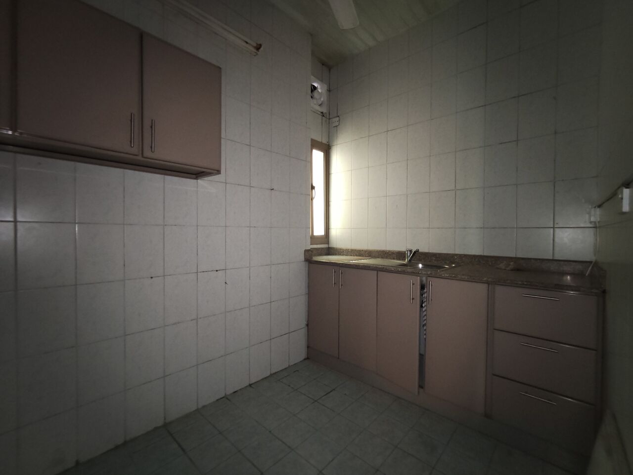 Bilad Al Qadeem, Apartments, Flats, Houses & Villas, BHD 150/year,  2 BR,  Bilad Al Qadeem:- 2Bhk Unfurnished Flat On Rent..