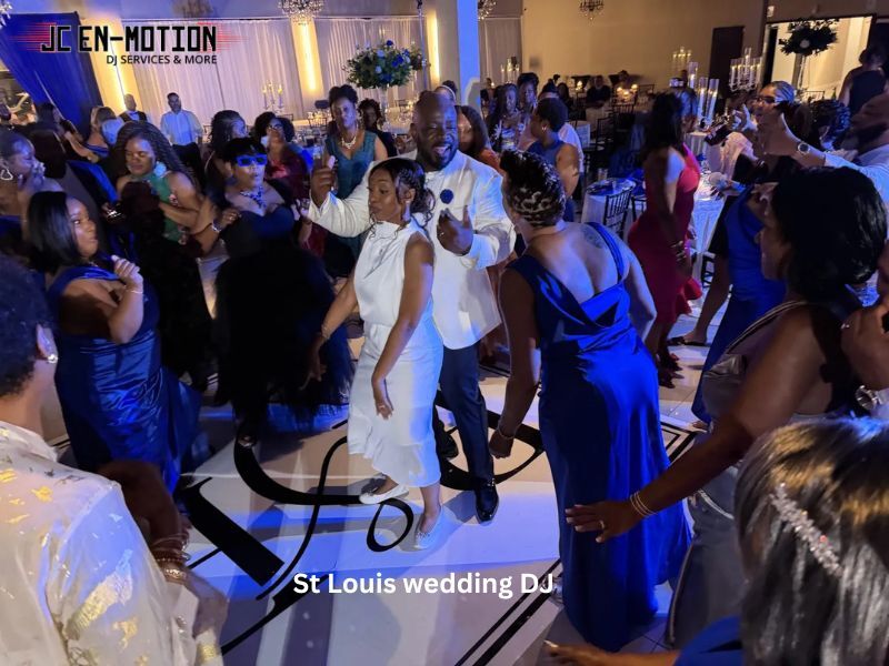 New York, Business, St Louis Wedding DJ For A Memorable Reception