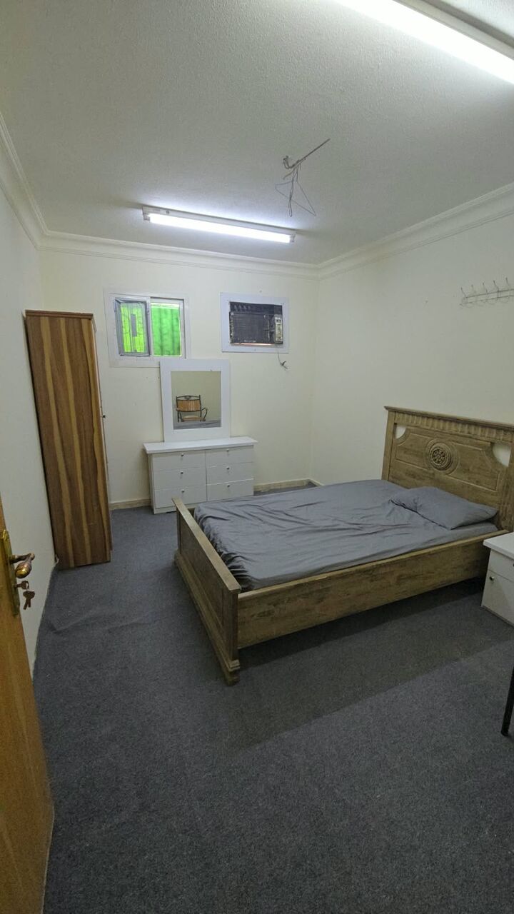 Ghirnatah, Rooms for Rent, SAR 1300/month,  Furnished,  14 Sq. Meter,  Room Availability - Ghirnatah District &ndash; Exit 9 &ndash; Riyadh