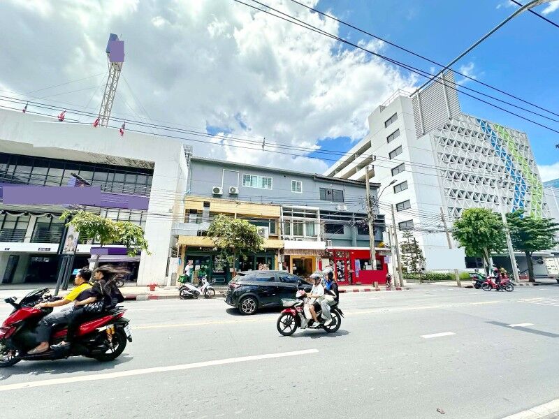 Bangkok, Villas, THB 84998,  20 Sq. Feet,  ทองหล่อ ถนนเอกมัย 2 นอนดองกิ มอลล์ ทอ