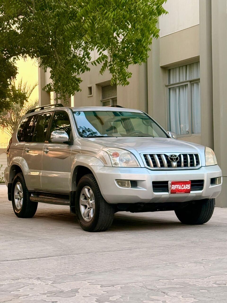 Manama, Vehicles, Cars & Trucks , BHD 1,  Toyota Land Cruiser,  2006,  Automatic,  270000 KM,   PRADO  MODEL