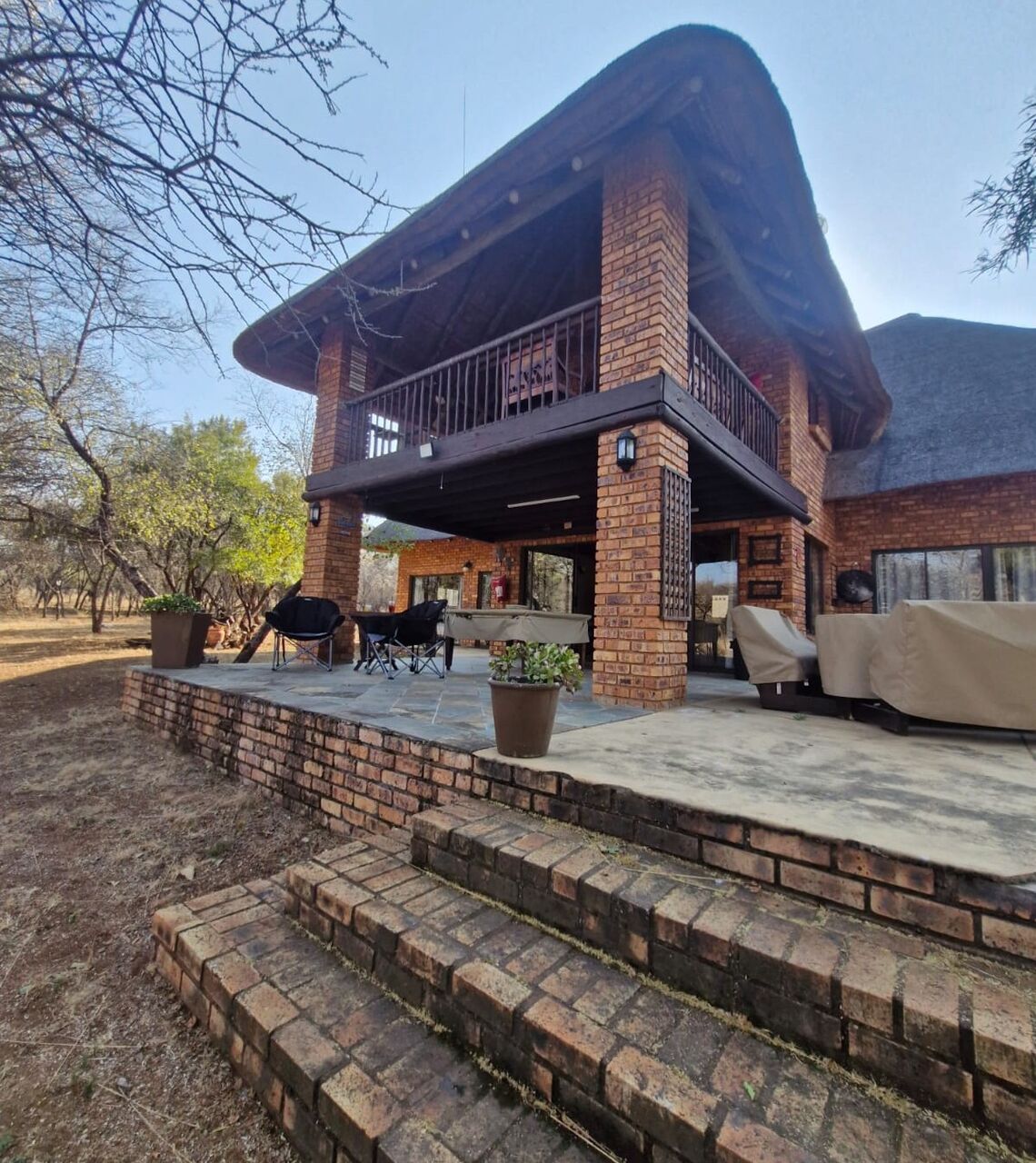 Johannesburg, Real Estate For Sale, ZAR 4000000,  3 BR,  225 Sq. Meter,  1-Hectare Safari Lodge With Unfenced Access To A 4,000ha Nature Reserve