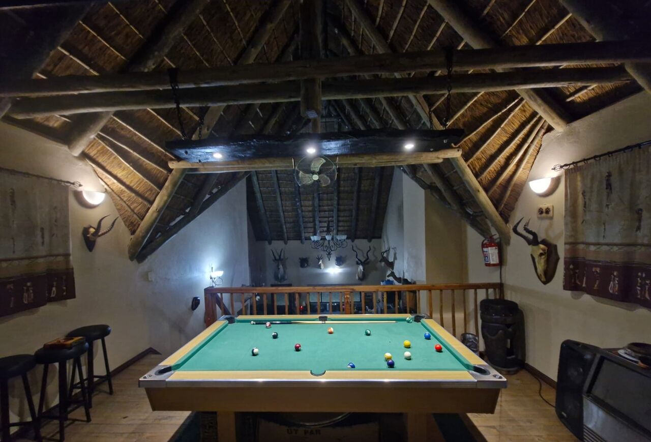 Johannesburg, Real Estate For Sale, ZAR 4000000,  3 BR,  225 Sq. Meter,  1-Hectare Safari Lodge With Unfenced Access To A 4,000ha Nature Reserve