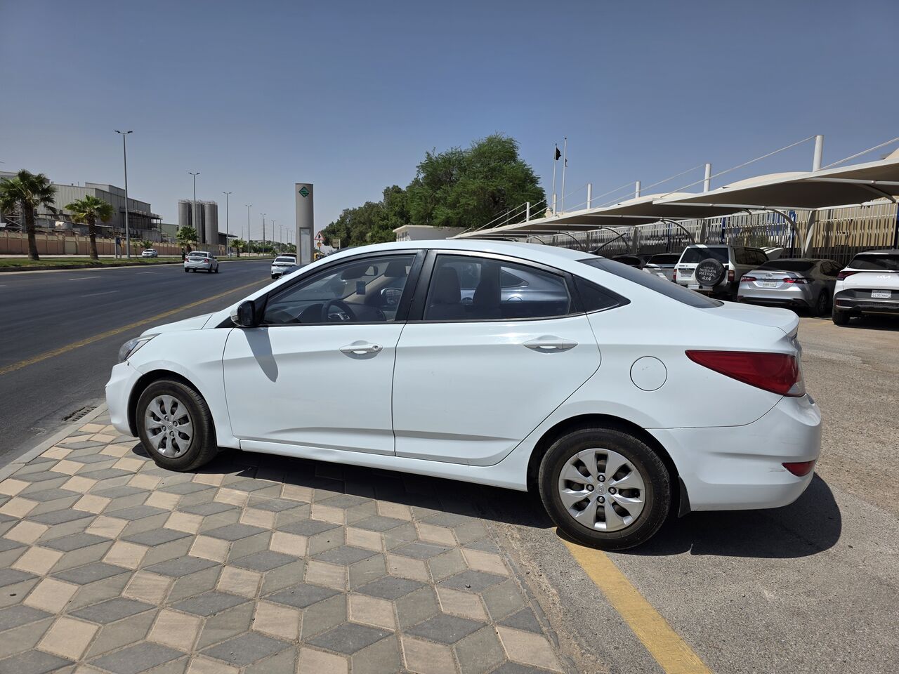Al Aziziyah, Vehicles, Cars & Trucks , SAR 20000,  Hyundai Accent,  2016,  Automatic,  321000 KM,