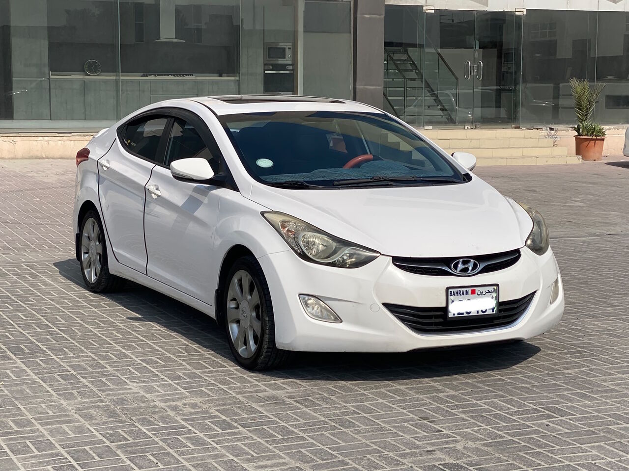 Manama, Vehicles, Cars & Trucks , BHD 1950,  Hyundai Elantra,  2014,  Automatic,  353100 KM,    (White)