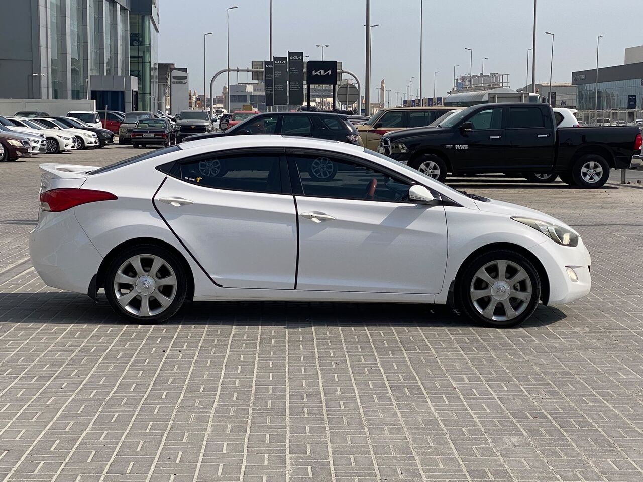 Manama, Vehicles, Cars & Trucks , BHD 1950,  Hyundai Elantra,  2014,  Automatic,  353100 KM,    (White)