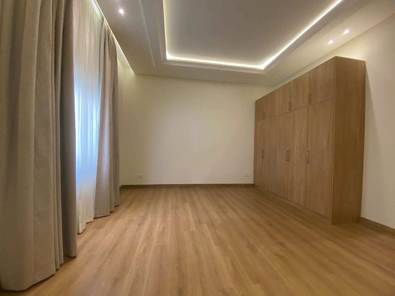 Tubli, Villas, BHD 1200,  5 Bedrooms Semifurnished Villa For Rent