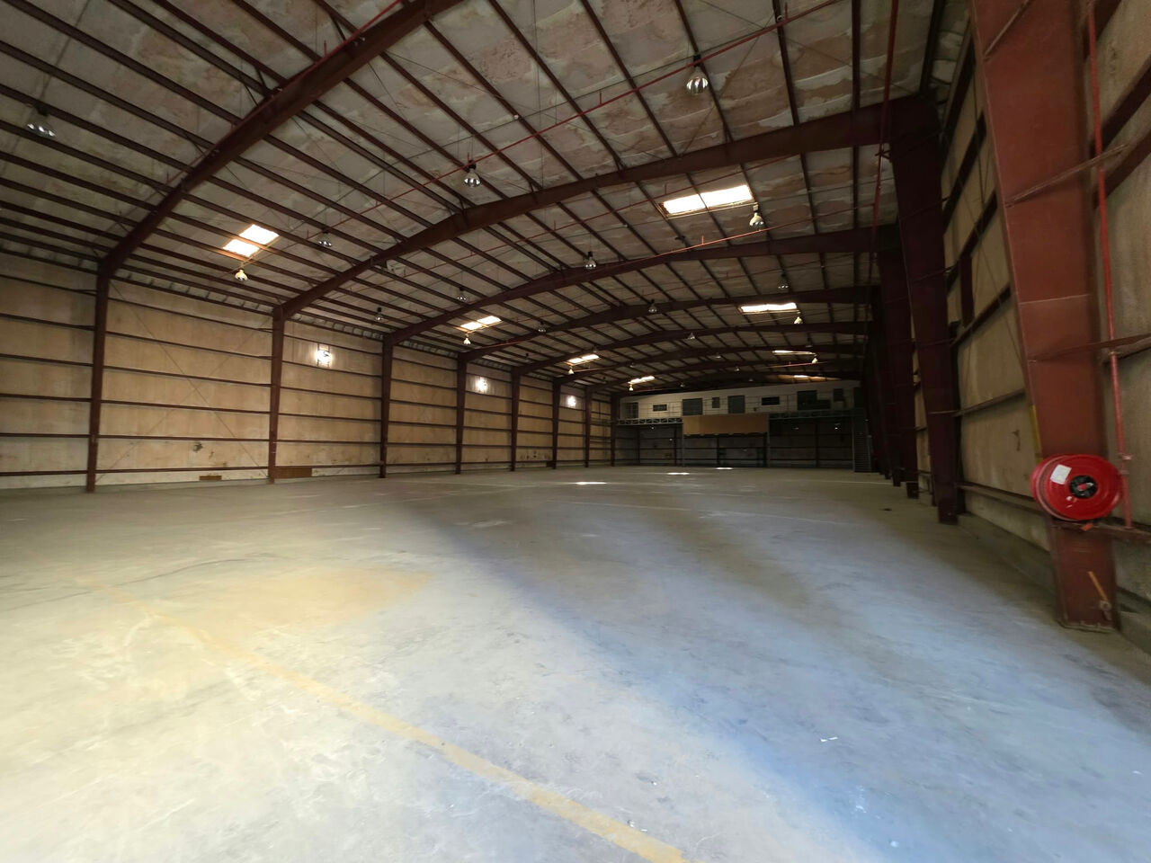 Manama, Factories, BHD 2,  4500 S.m Warehouse / Factrory For Rent With High Power