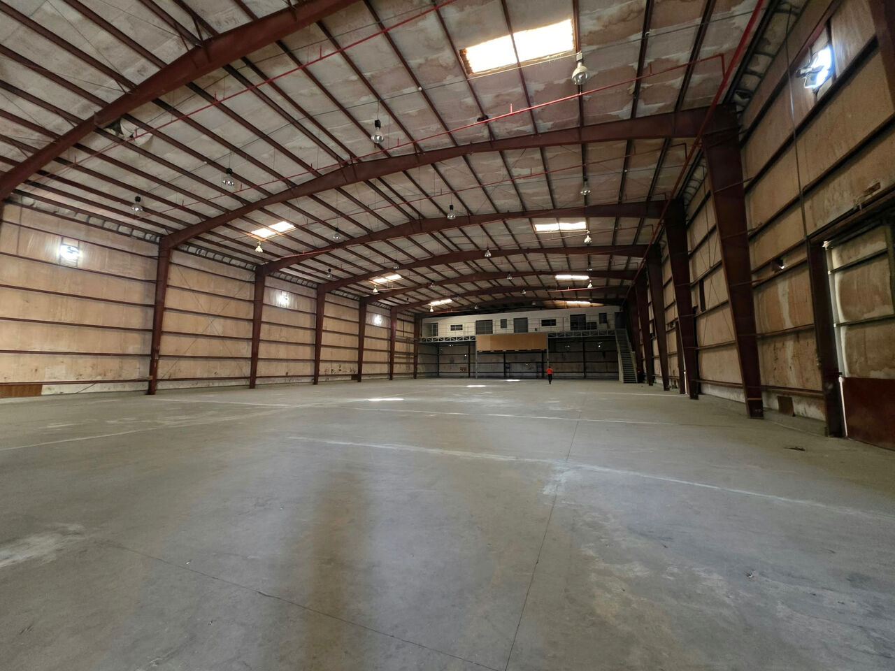 Manama, Factories, BHD 2,  4500 S.m Warehouse / Factrory For Rent With High Power