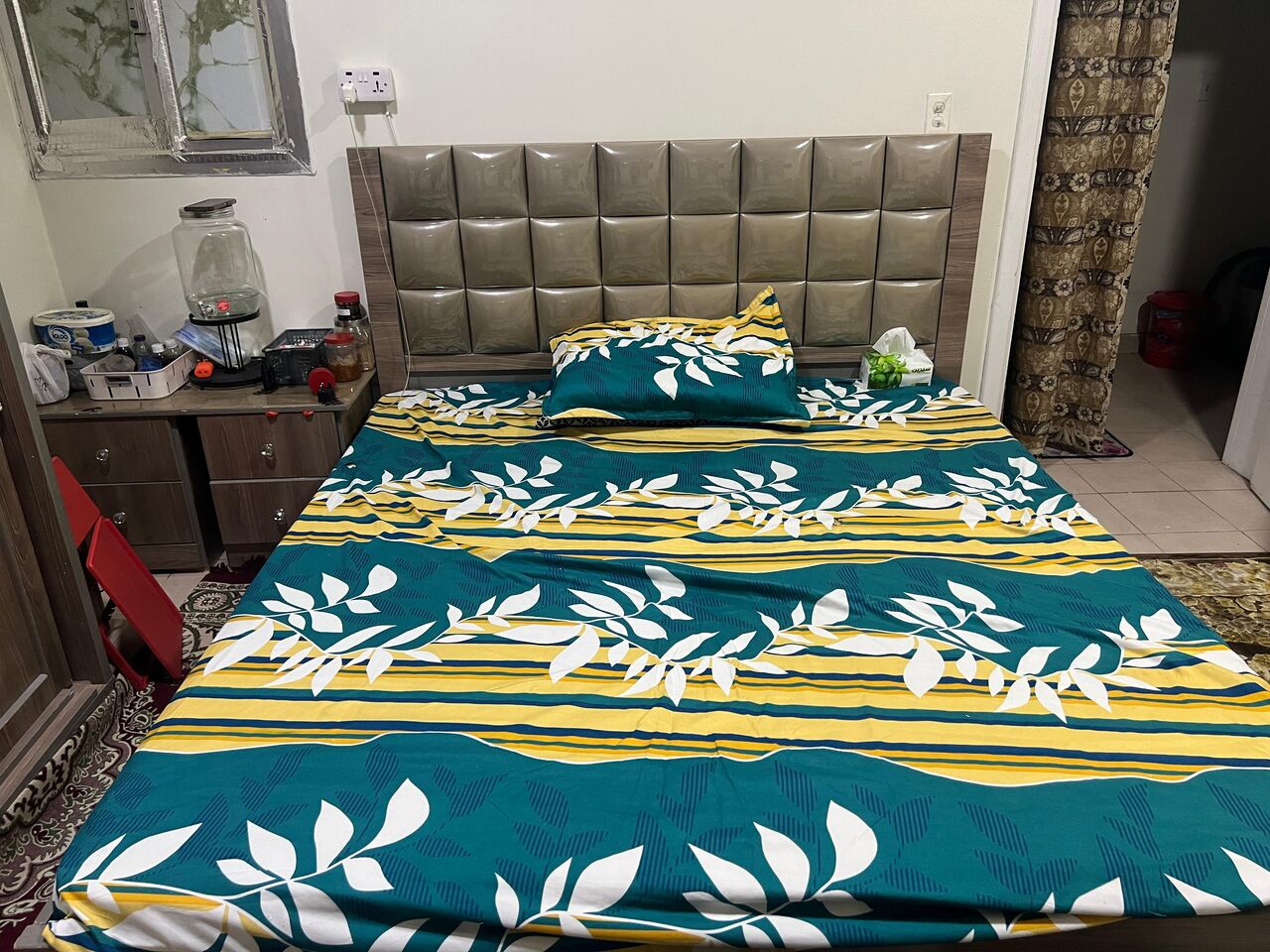 Khobar, Furniture, SAR 1400,  Queen Bed Set And Cooking Range Airston