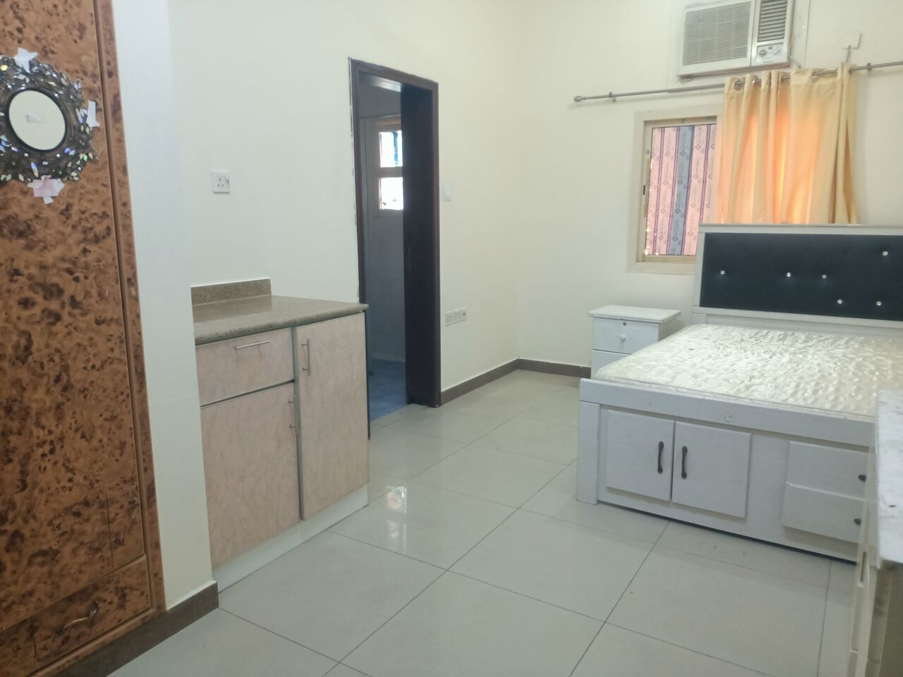 Gudaibiya, Apartments, Flats, Houses & Villas, BHD 120/month,  1 BR,  Furnished 1 Bedroom Flat For Rent In Gudaibiya With Electricity