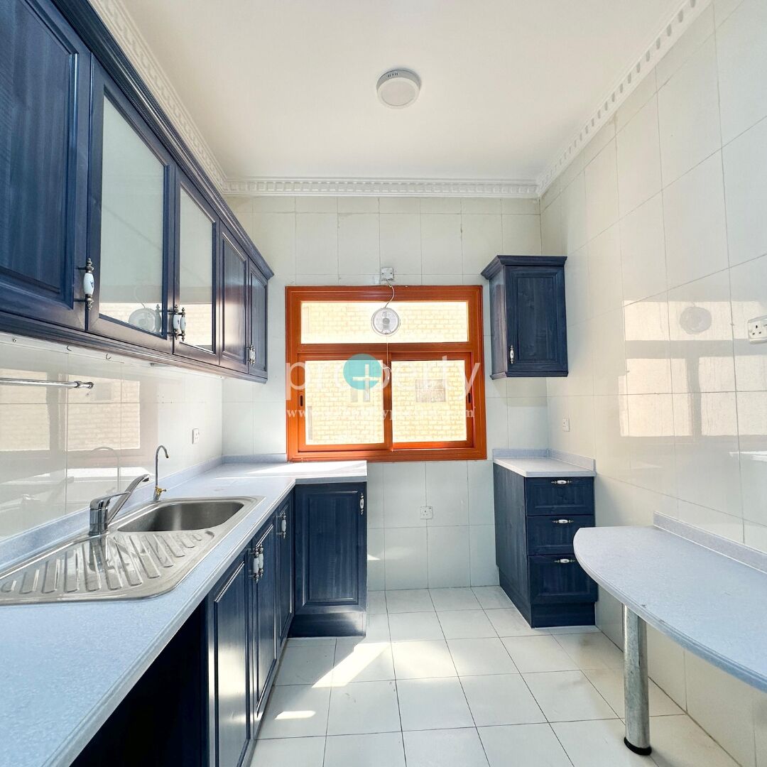 Salmiya, Apartments, Flats, Houses & Villas, KWD 485/month,  3 BR,  3 Bedroom Apartment With Balcony In Salmiya