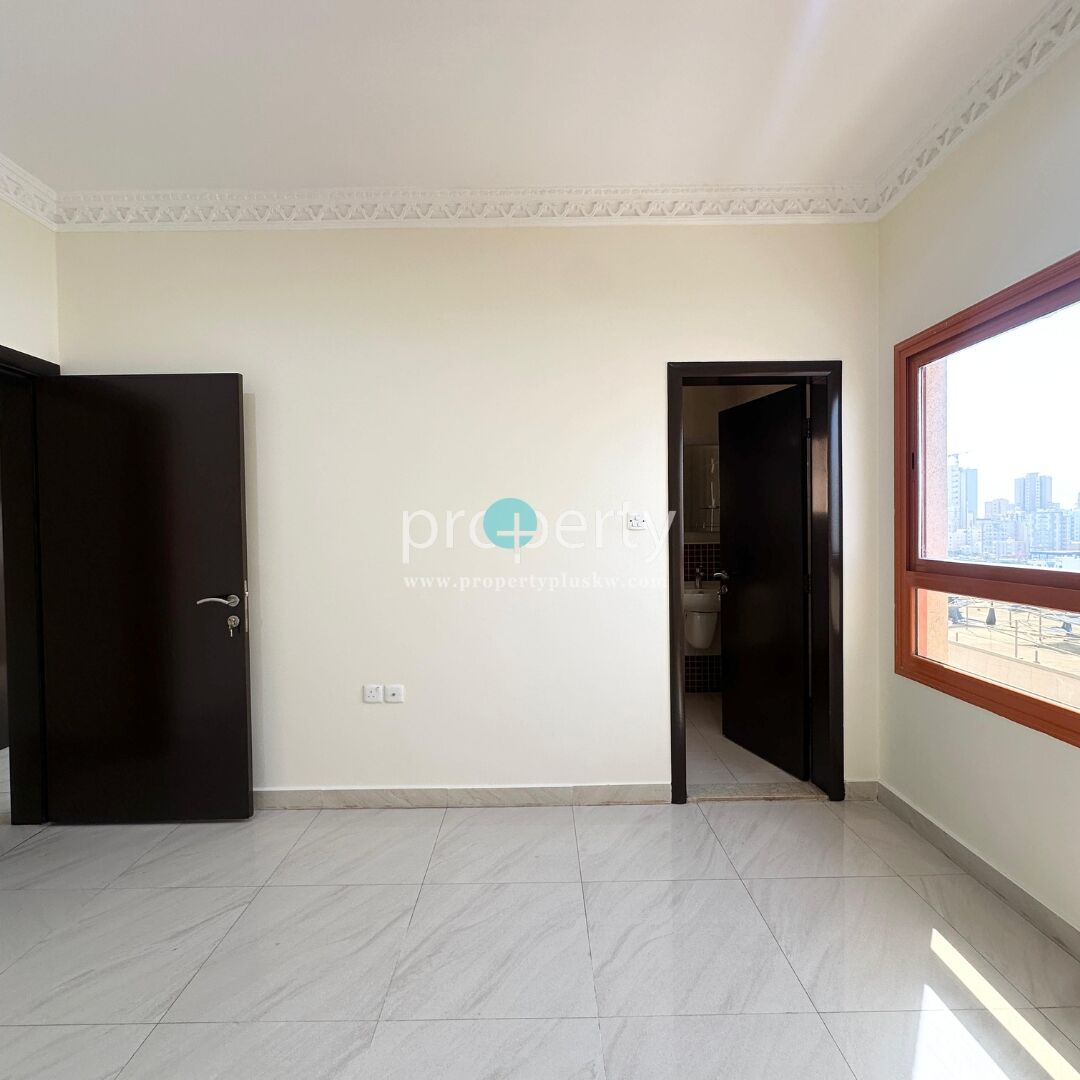 Salmiya, Apartments, Flats, Houses & Villas, KWD 485/month,  3 BR,  3 Bedroom Apartment With Balcony In Salmiya