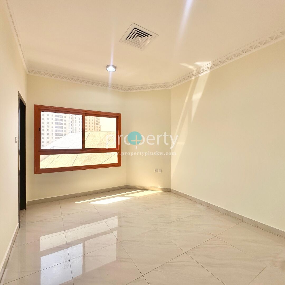 Salmiya, Apartments, Flats, Houses & Villas, KWD 485/month,  3 BR,  3 Bedroom Apartment With Balcony In Salmiya