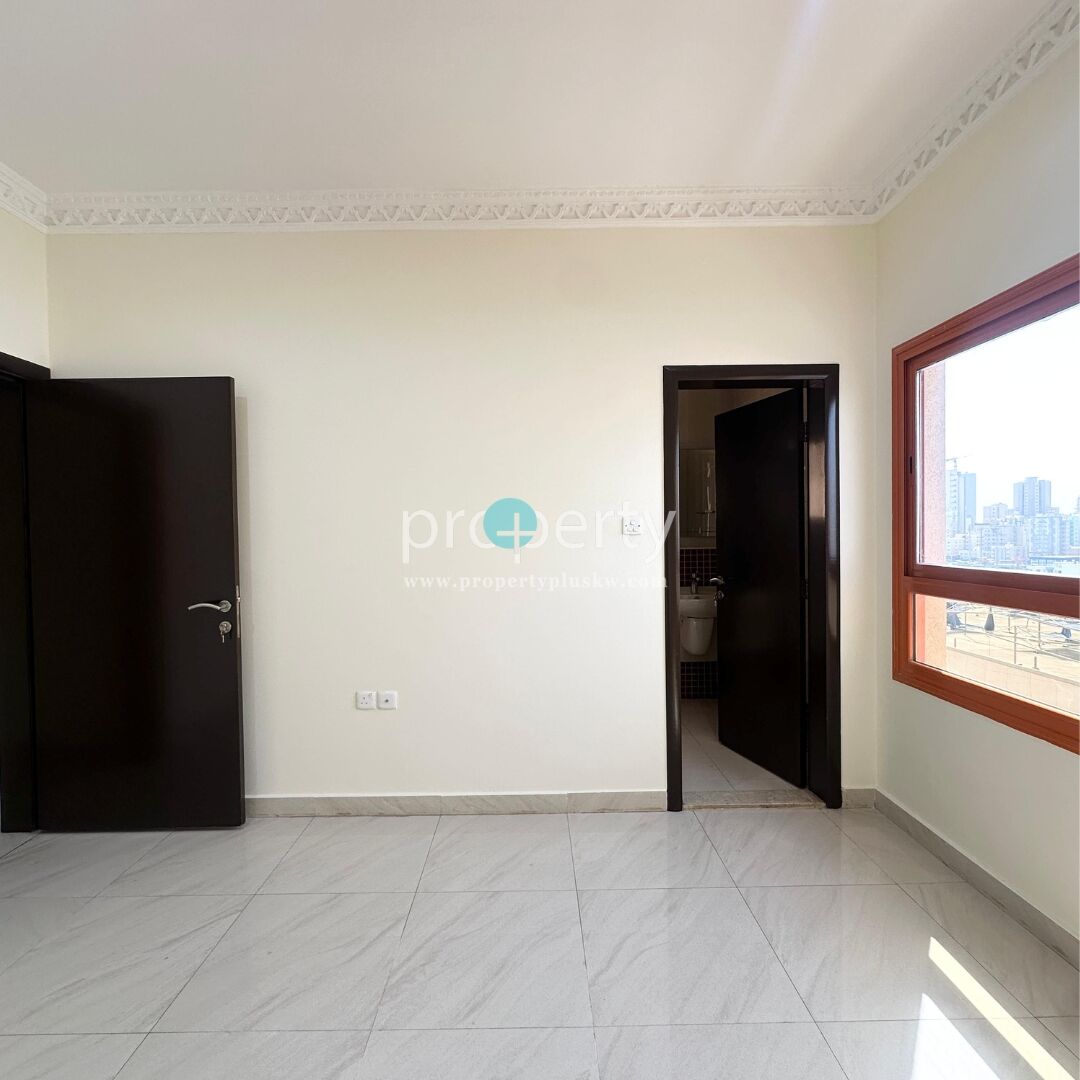 Salmiya, Apartments, Flats, Houses & Villas, KWD 485/month,  3 BR,  3 Bedroom Apartment With Balcony In Salmiya