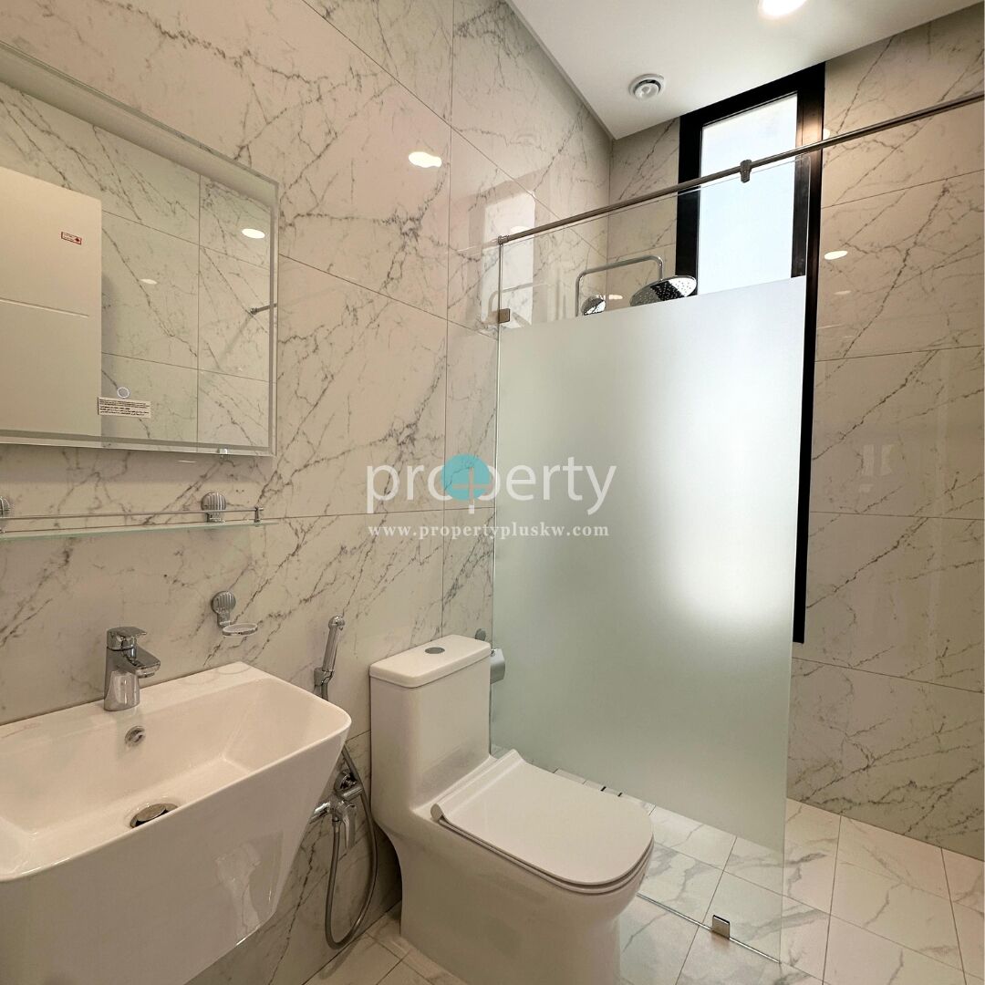 Salmiya, Apartments, Flats, Houses & Villas, KWD 700/month,  3 BR,  Three Bedroom Apartment For Rumaithya ,Close To Salmiya Garden