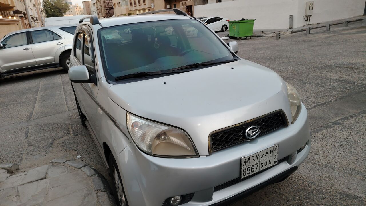 Jubail, Vehicles, Cars & Trucks , SAR 19500,  Diahatsu,  2009,  Automatic,  29850 KM,    Model, 7 Seater, Fully , 4x4, 1.5 Liter Good Condition