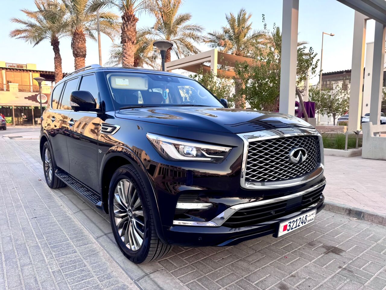 Manama, Vehicles, Cars & Trucks , BHD 9500,  Infiniti QX80,  2019,  Automatic,  160000 KM,  Infiniri QX80 -  - Good Condition
