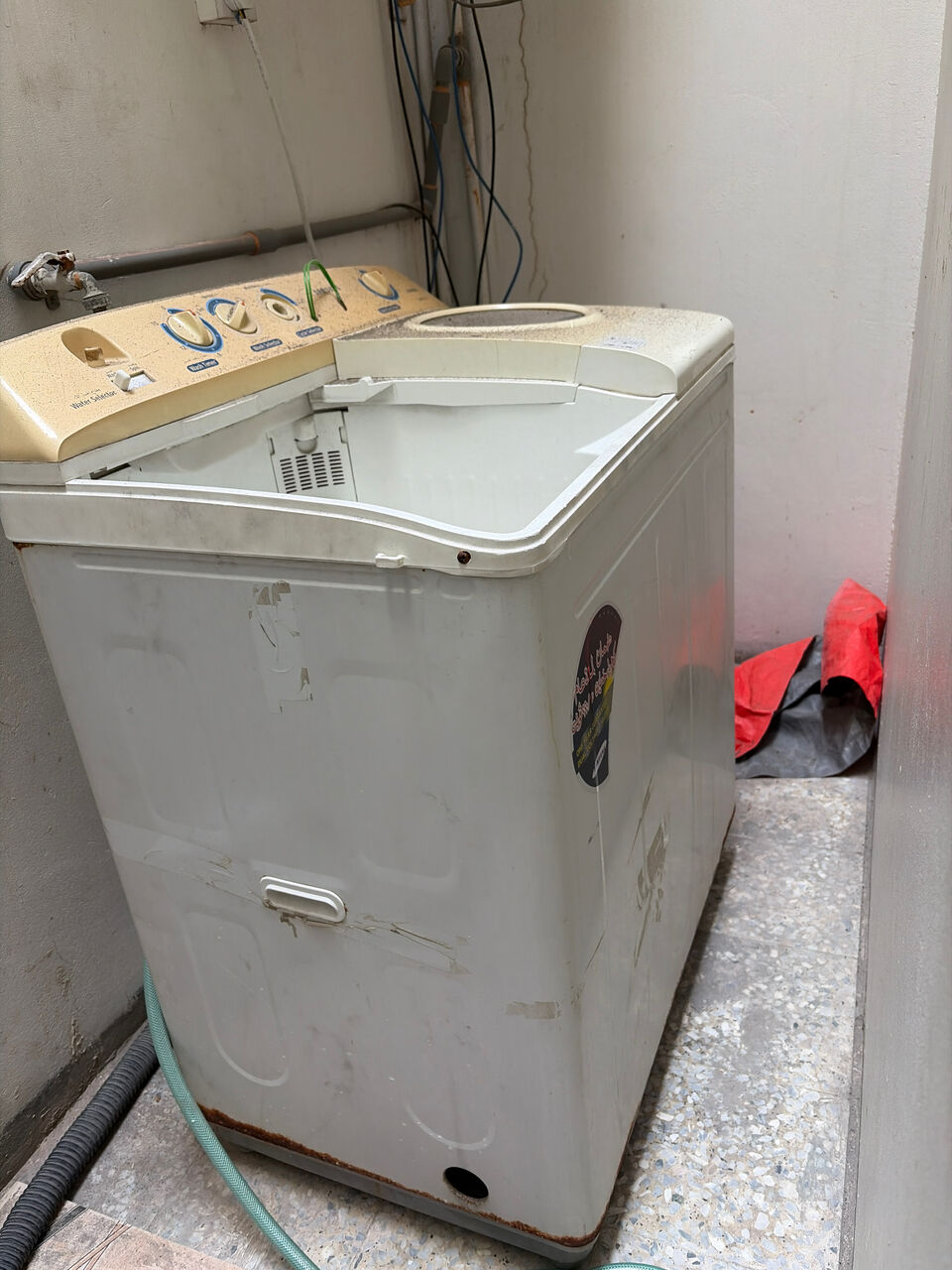 Al Thuqbah, Furniture, SAR 800,  Household Items