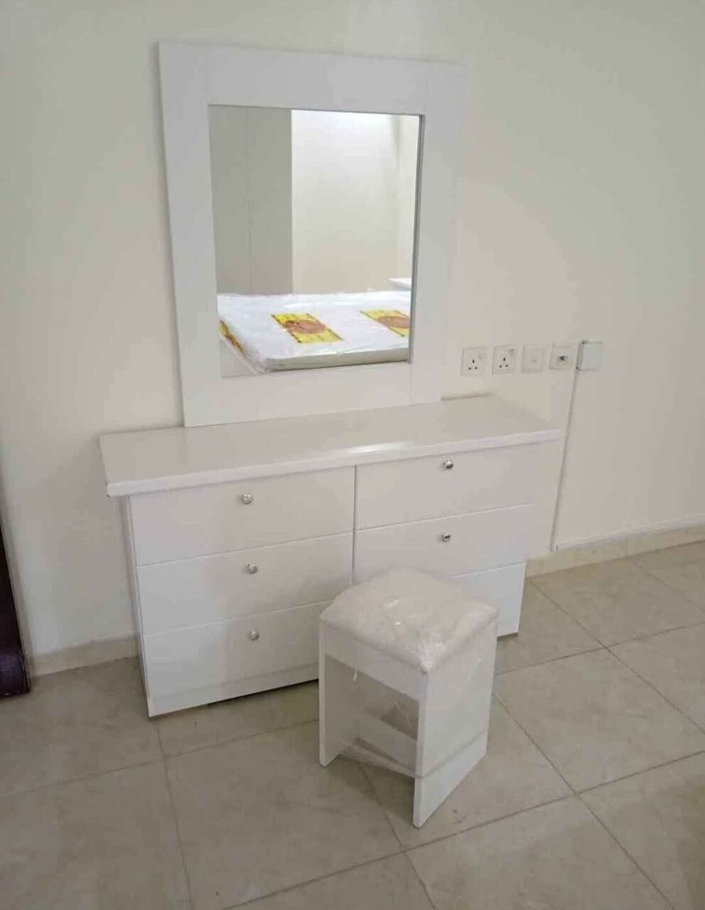 Riyadh, Household Items, SAR 5,  BEDS &bull; MATTRESSES &bull; CABINETS &bull; BEDDING | RIYADH