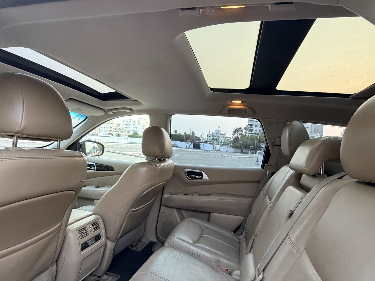 Jeddah, Vehicles, Cars & Trucks , SAR 32000,  Nissan Pathfinder,  2014,  Automatic,  170000 KM,   In Excellent Condition