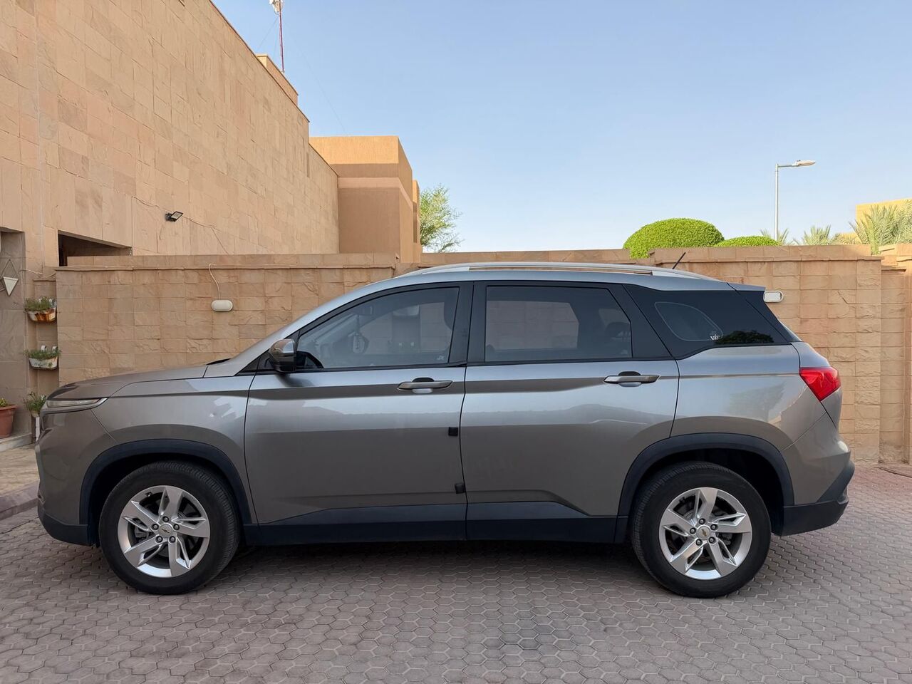 Diplomatic Quarter, Vehicles, Cars & Trucks , SAR 45000,  Chevrolet Captiva,  2021,  Automatic,  52300 KM,   Model