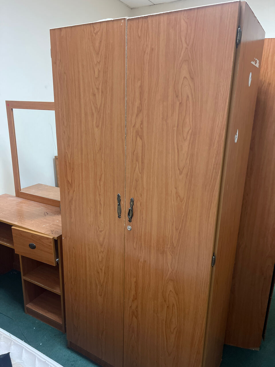 Riyadh, Furniture, SAR 100,  Used Furniture And Electrical Appliances For Sale