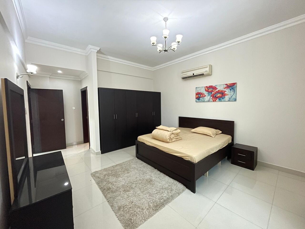Zinj, Apartments, Flats, Houses & Villas, BHD 350/month,  2 BR,  2 Bedroom Fully Furnished With Ewa In Zinj
