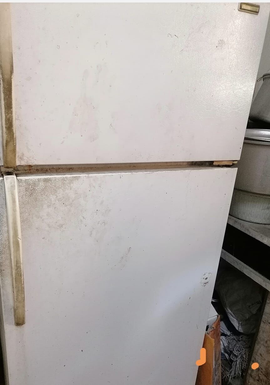 Dammam, Appliances, SAR 250,  Refrigerator For Sale Good Condition Big Size