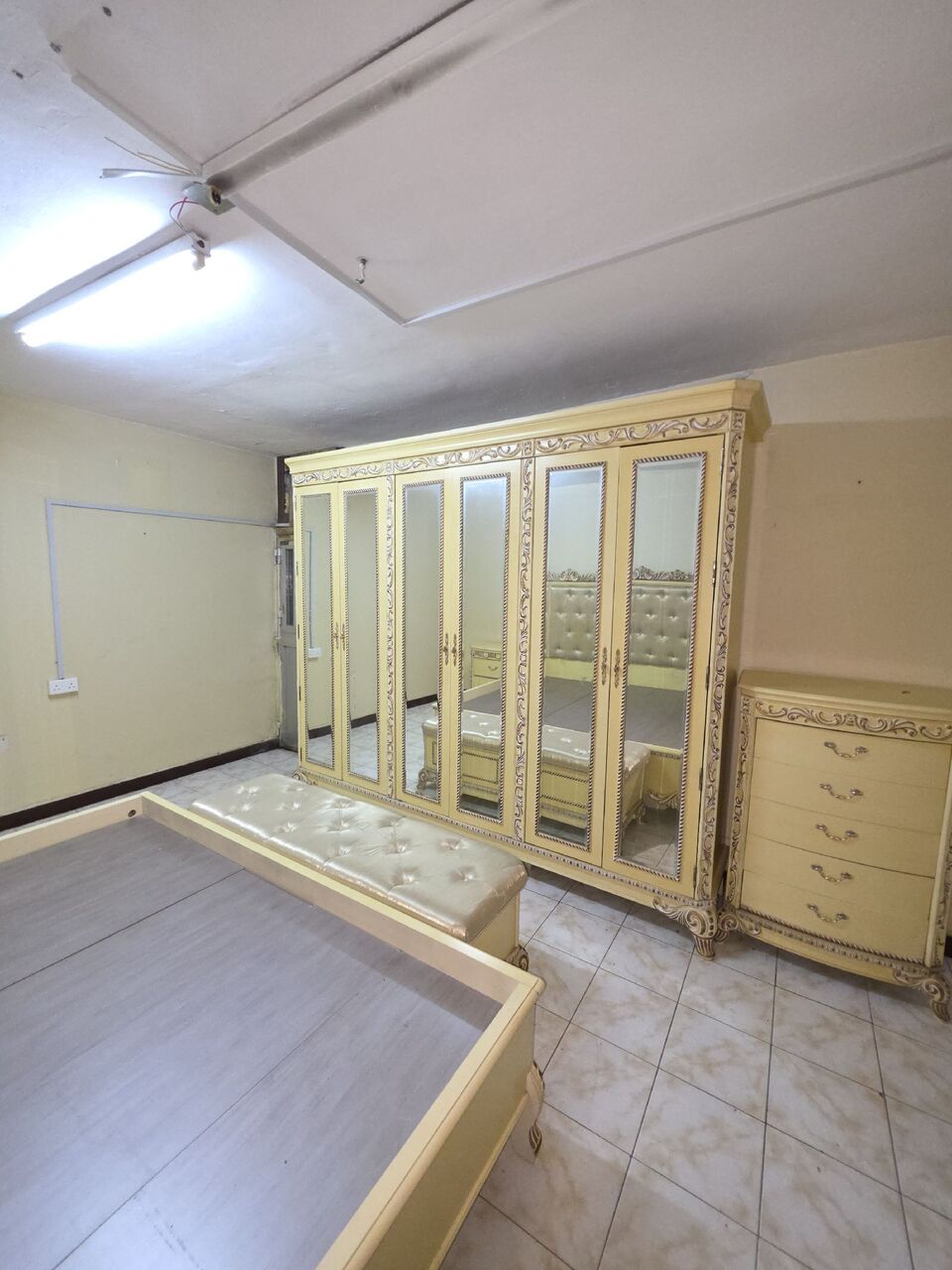 Dammam, Furniture, SAR 5000,  Royal Master Bedroom Set - Super King Size (8 Pieces)