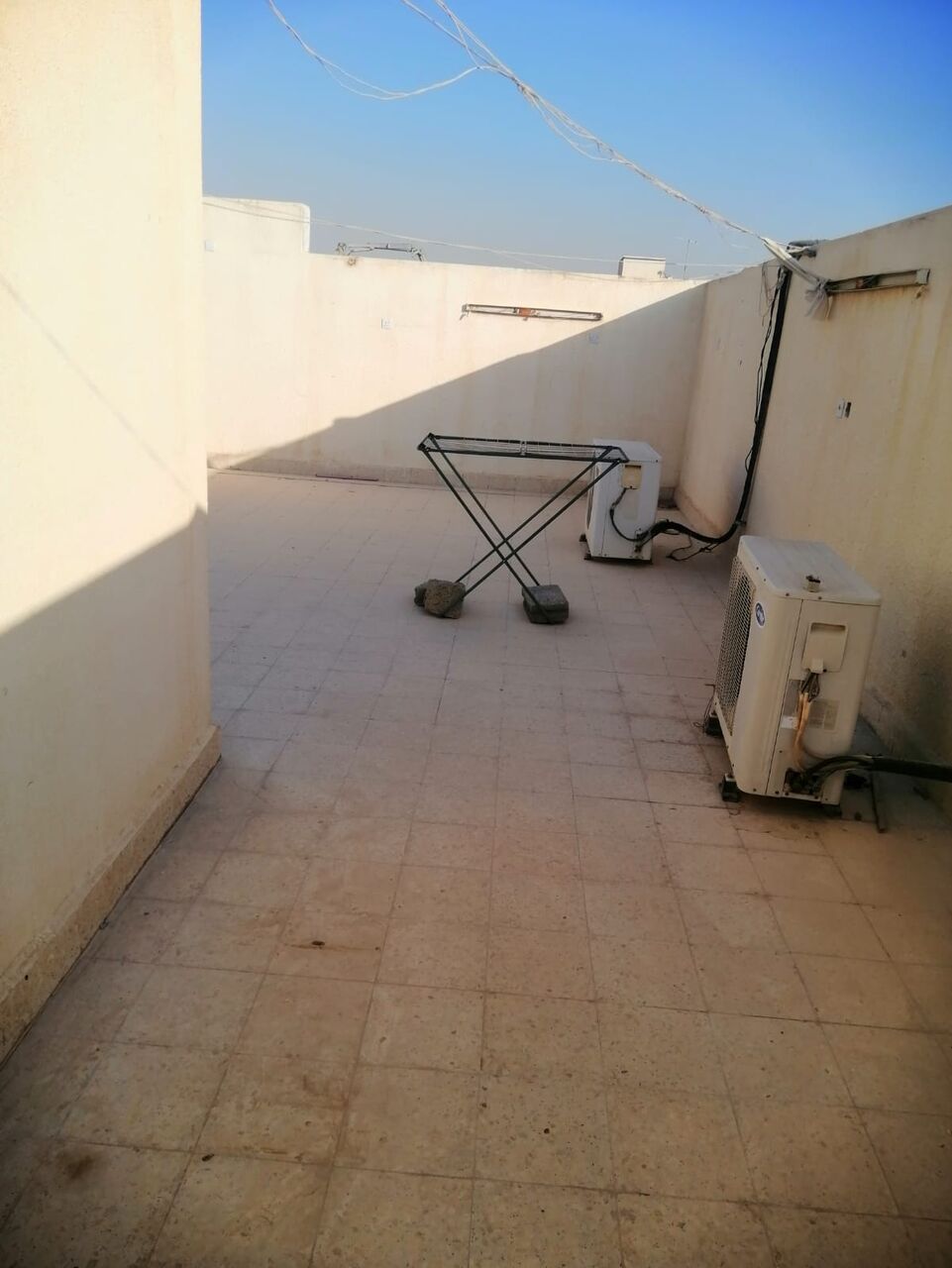 Riyadh, Housing Exchanges, SAR 2000/month,  1 BR,  SAR 2000/m, Furnished Room, Bathroom, Separate Kitchen With Private Roof Terrace For Rent