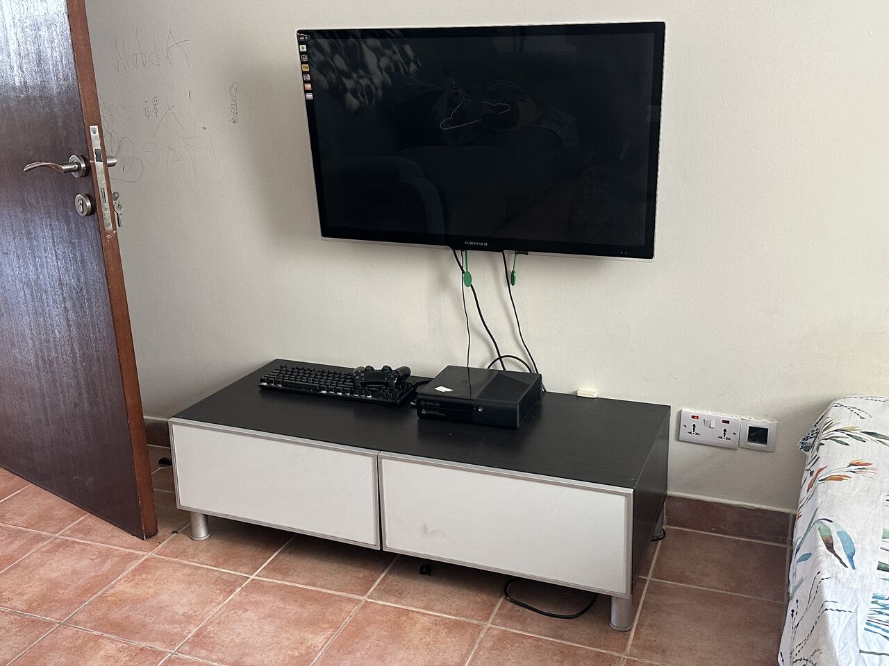 Khobar, Furniture, SAR 1,  0559947174 Furniture For Sale (Sofa Sets, Kids Bed Room Set, TV Almirah Etc.
