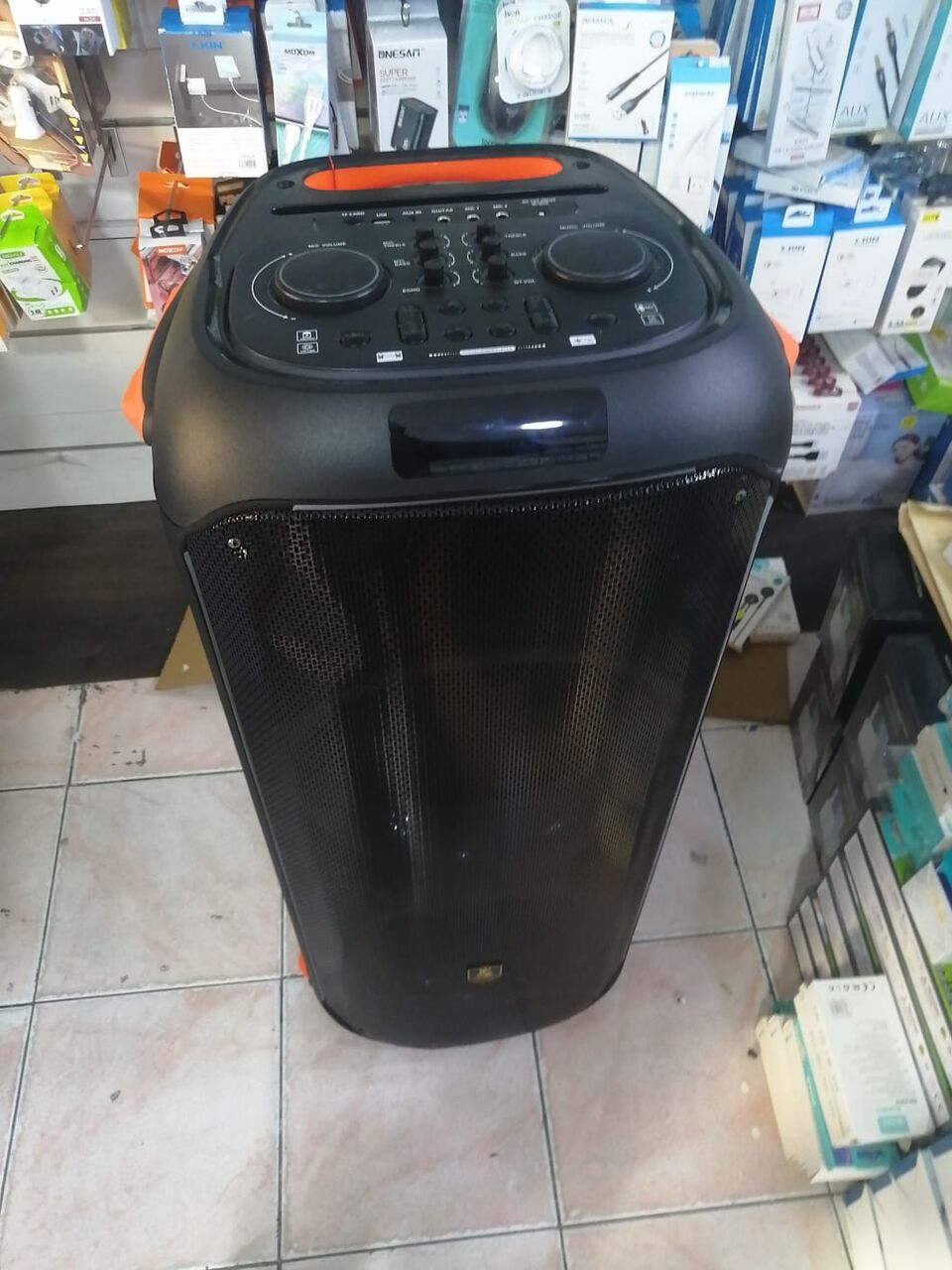 Manama, Home Audio, BHD 70,  SPEAKER 12208 OSN-DN101