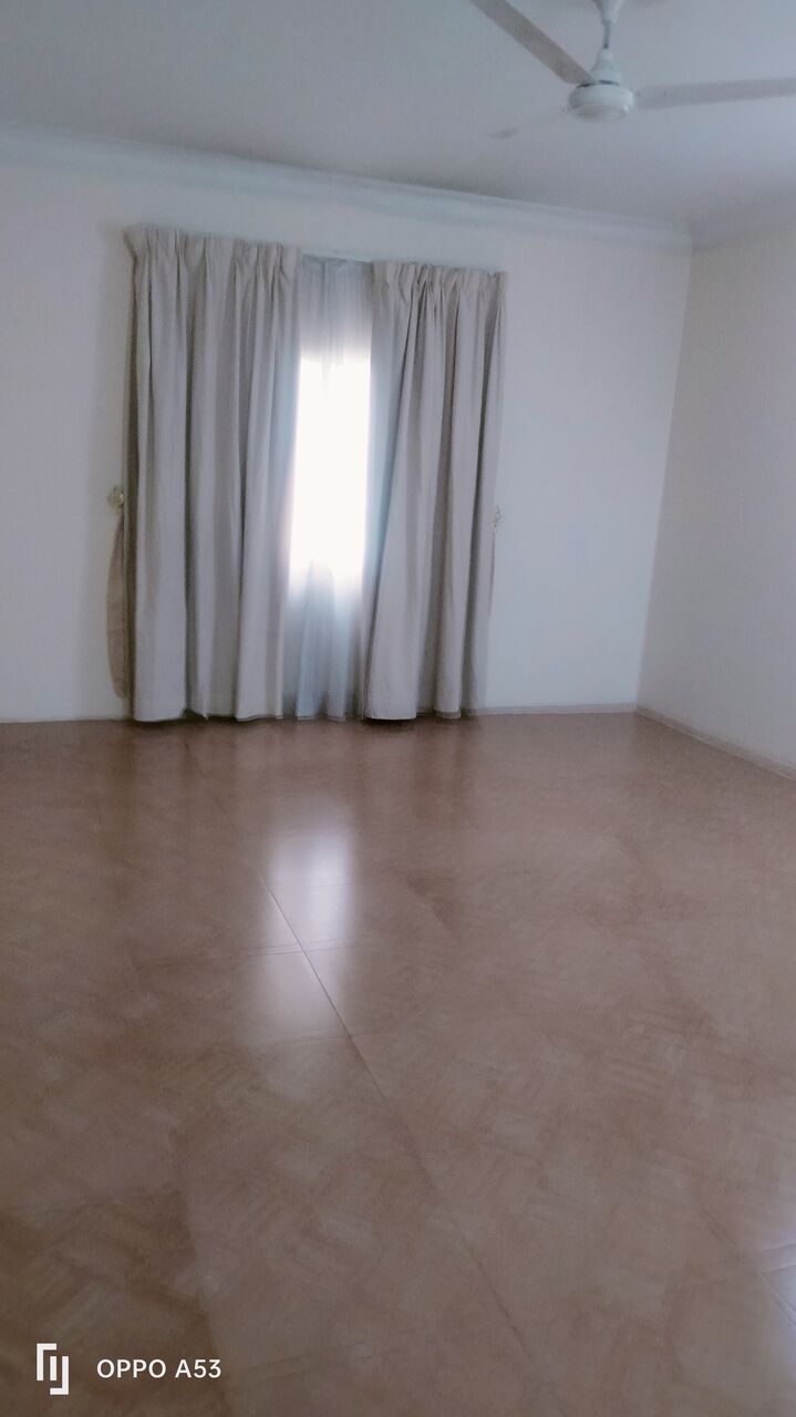 Juffair, Apartments, Flats, Houses & Villas, BHD 360/month,  3 BR,  Semi Furnished Specious 3 Bedroom Flat For Rent In Juffair ( Including Electricity)