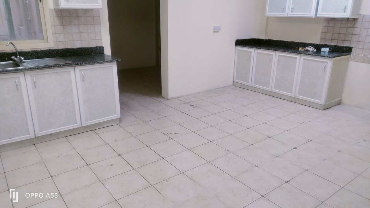 Juffair, Apartments, Flats, Houses & Villas, BHD 360/month,  3 BR,  Semi Furnished Specious 3 Bedroom Flat For Rent In Juffair ( Including Electricity)